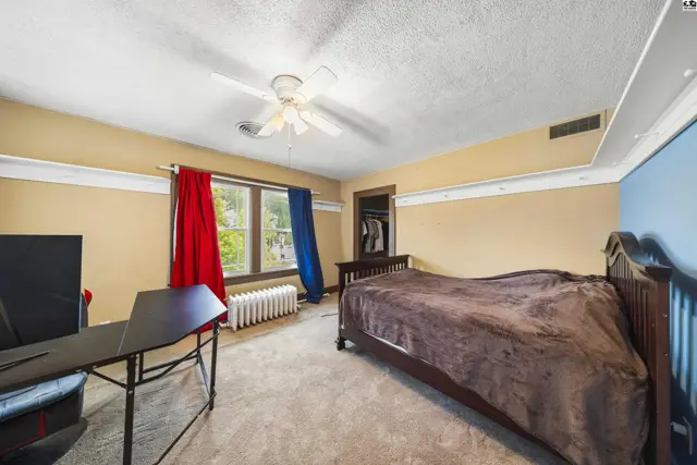 Photo of 204 N Broadway Ave, Sterling, KS
