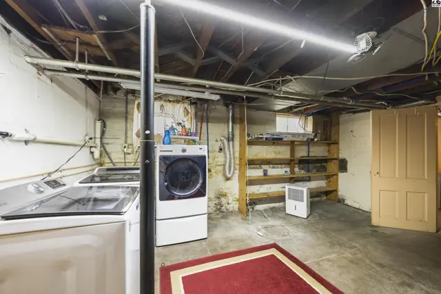 Photo of 204 N Broadway Ave, Sterling, KS