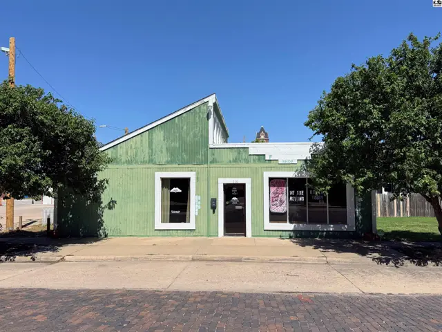 Photo of 110 S Pioneer, Lyons, KS