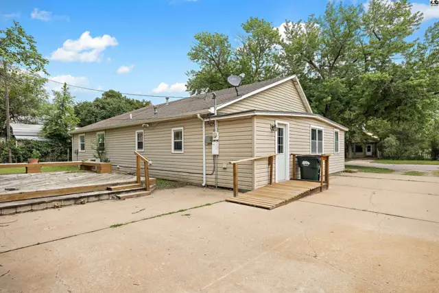 Photo of 407 S 6th St, Sterling, KS