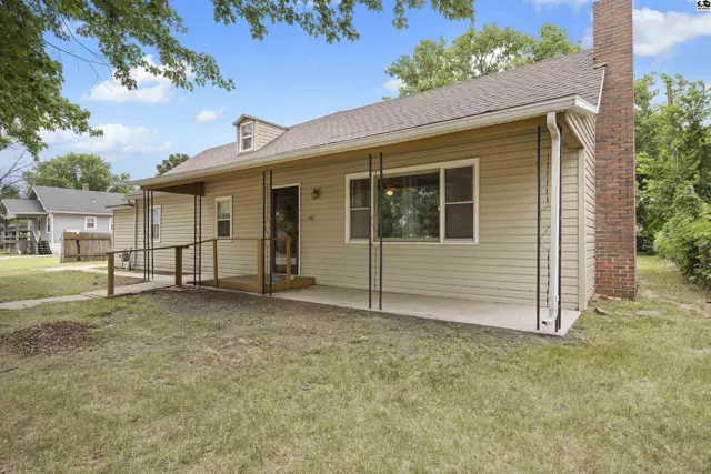Photo of 407 S 6th St, Sterling, KS