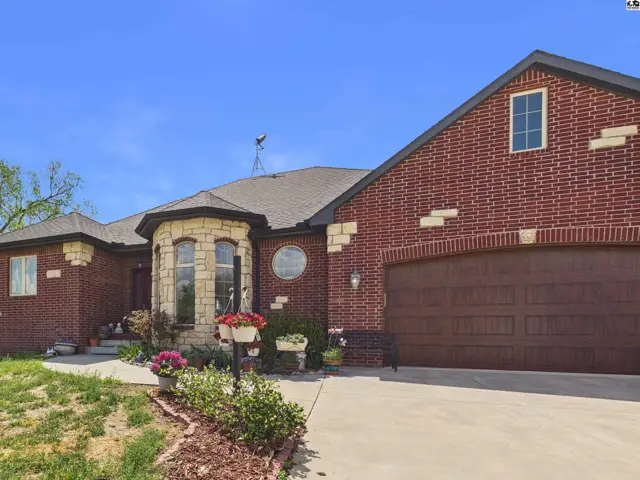 Photo of 22015 W 101st St N, Mount Hope, KS