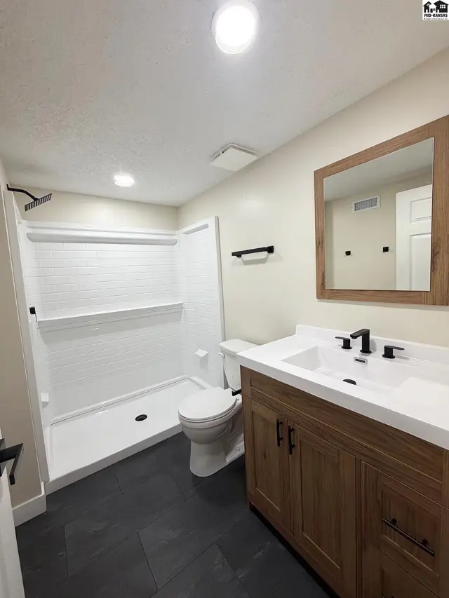 Photo of 775 14th Ave, McPherson, KS