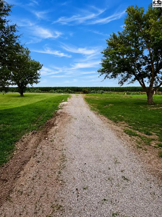 Photo of 775 14th Ave, McPherson, KS
