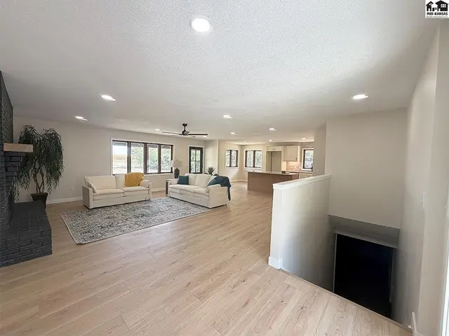 Photo of 775 14th Ave, McPherson, KS