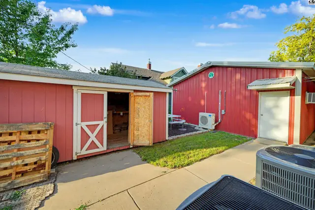 Photo of 201 N Main St, Lindsborg, KS