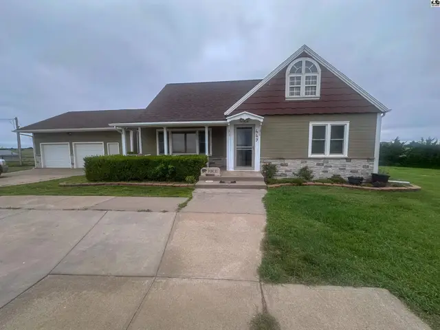 Photo of 449 NW 10th Ave, Pratt, KS