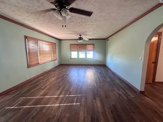 Photo of 449 NW 10th Ave, Pratt, KS