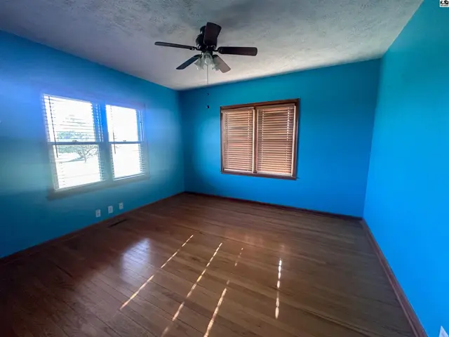 Photo of 449 NW 10th Ave, Pratt, KS