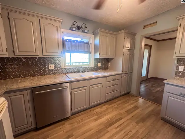 Photo of 449 NW 10th Ave, Pratt, KS