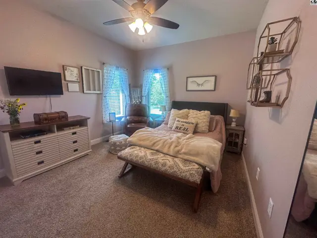 Photo of 567 Peltiers Way, Pratt, KS