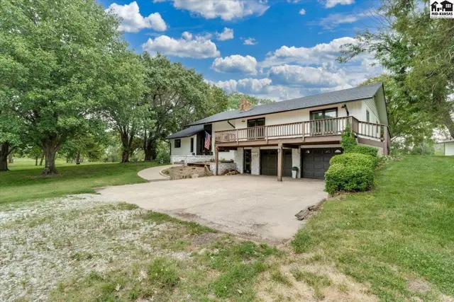 Photo of 714 S Willison Rd, Hutchinson, KS