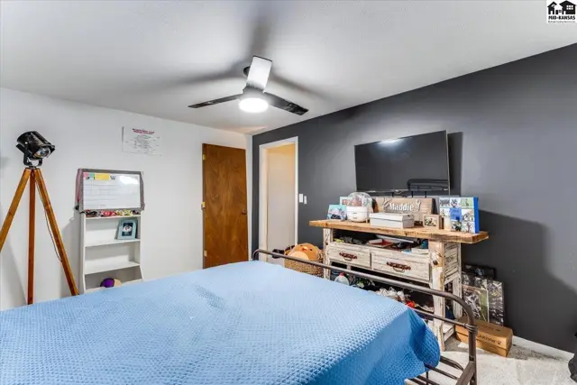 Photo of 714 S Willison Rd, Hutchinson, KS