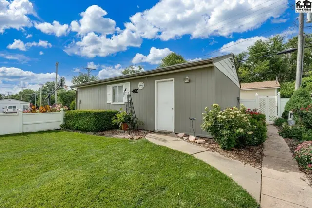 Photo of 321 E Main St, Sterling, KS