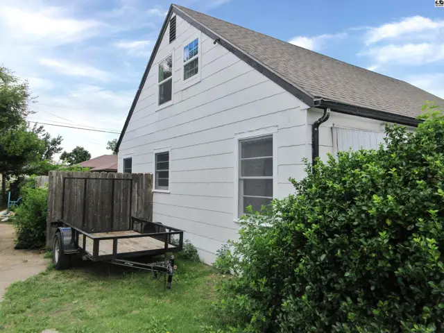 Photo of 1221 Wilson St, Great Bend, KS