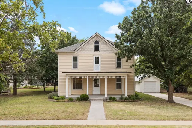 Photo of 407 N Nickerson St, Nickerson, KS