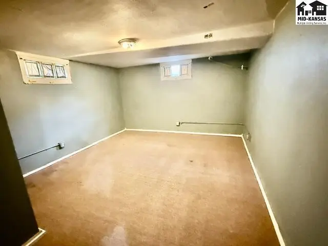 Photo of 2201 N Main St, Hutchinson, KS