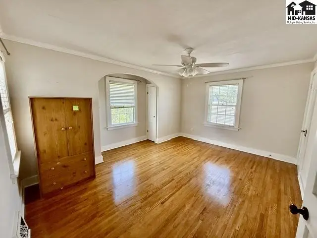 Photo of 2201 N Main St, Hutchinson, KS