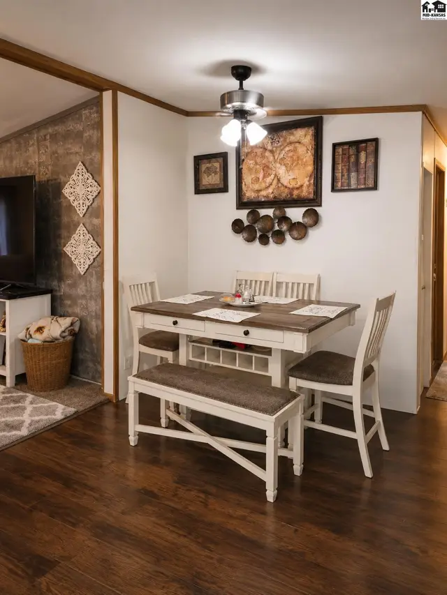 Photo of 807 N. Sill St, Nickerson, KS