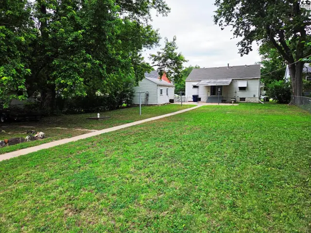 Photo of 317 E 8th St, Newton, KS