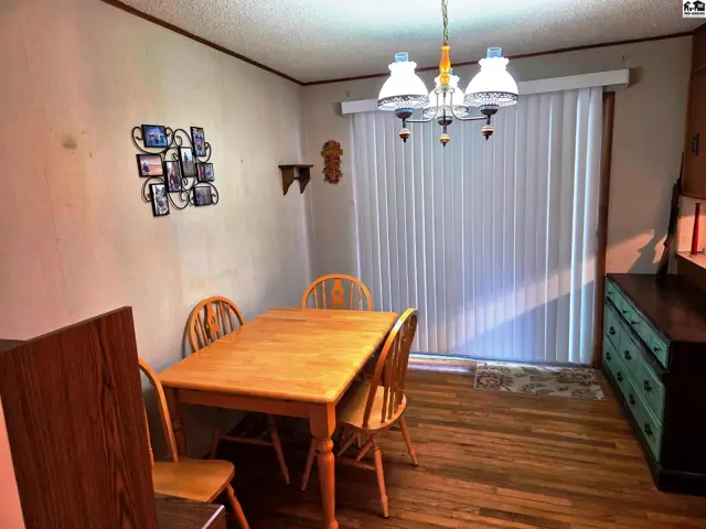 Photo of 317 E 8th St, Newton, KS
