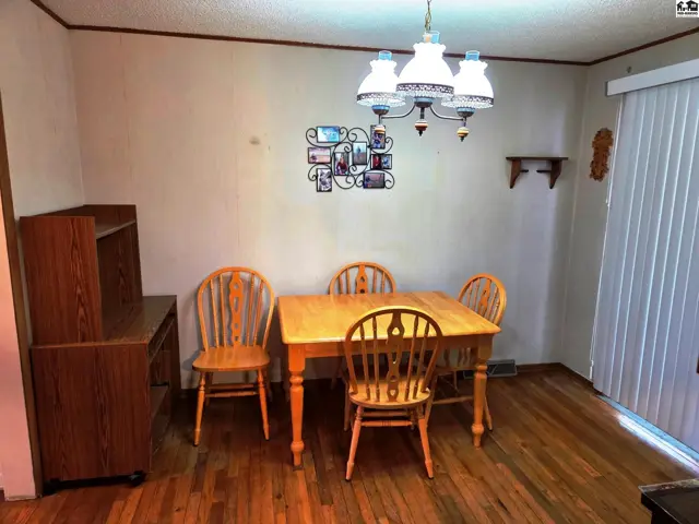 Photo of 317 E 8th St, Newton, KS