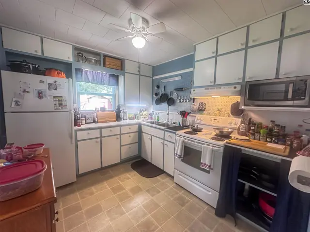 Photo of 214 Stout St, Pratt, KS