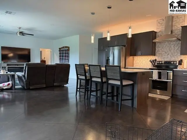 Photo of 1309 Genesis Dr, McPherson, KS