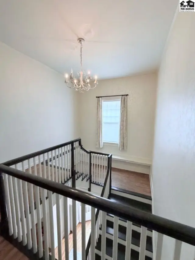 Photo of 603 S Douglas Ave, Lyons, KS