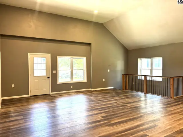 Photo of 219 N Pine St, Pratt, KS