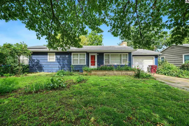 Photo of 415 N Chestnut St, Lindsborg, KS