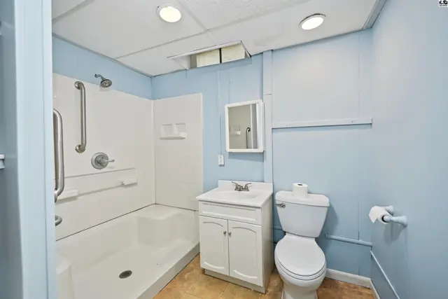 Photo of 415 N Chestnut St, Lindsborg, KS