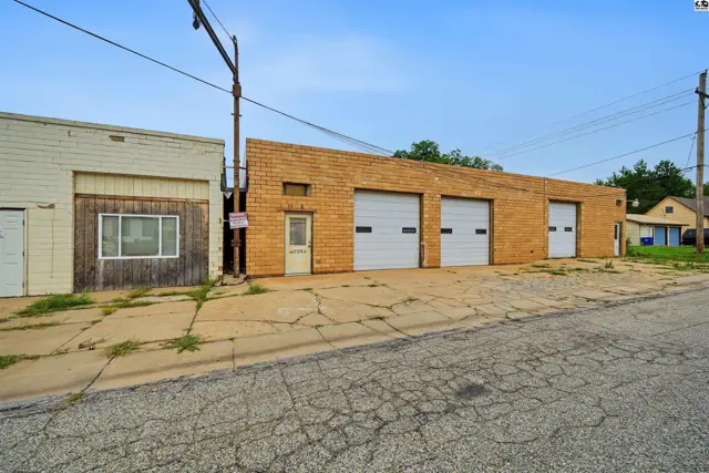 Photo of 1021 S Main St, McPherson, KS