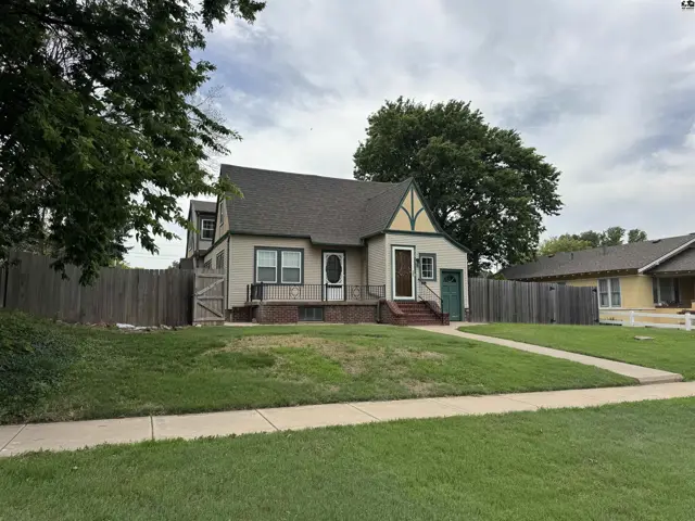 Photo of 315 S Taylor St, Pratt, KS