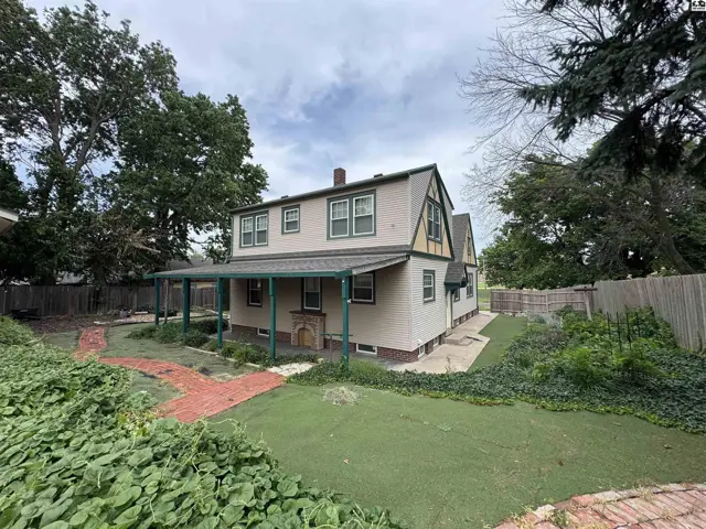 Photo of 315 S Taylor St, Pratt, KS