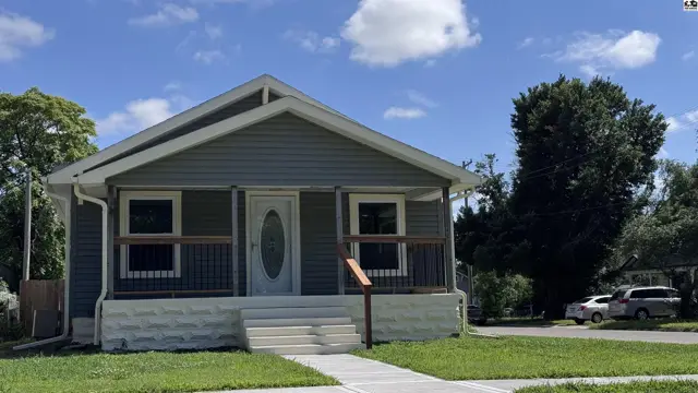 Photo of 1001 E Avenue A, Hutchinson, KS