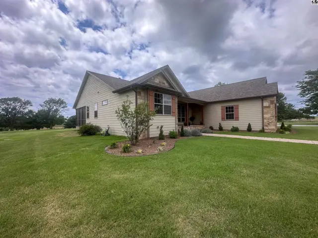 Photo of 20035 NE 40th Ave, Pratt, KS