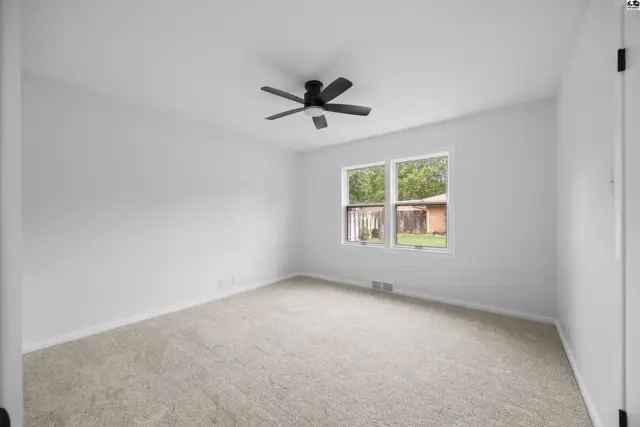 Photo of 16 Carlton Rd, Hutchinson, KS