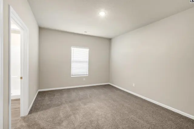 Photo of 1033 Clubhouse Dr, McPherson, KS