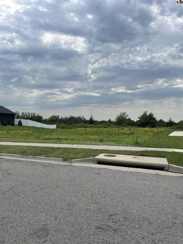 Photo of 0000 PANORAMA DR, Hutchinson, KS