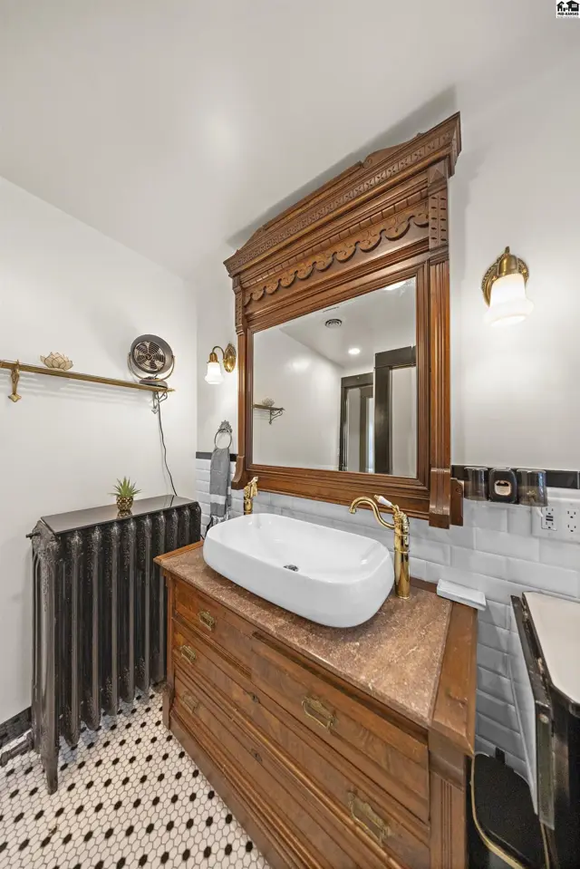 Photo of 204 N 6th St., Sterling, KS