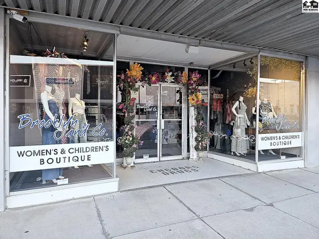 Photo of 213 N Main St, McPherson, KS