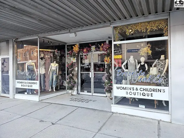 Photo of 213 N Main St, McPherson, KS