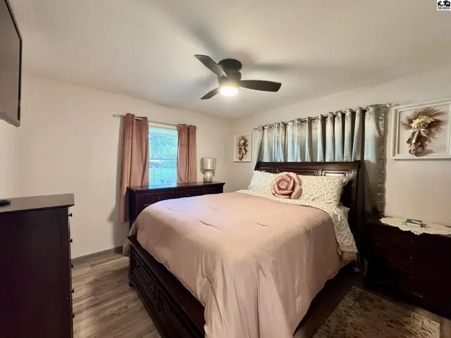 Photo of 1510 Linda Ln, Hutchinson, KS