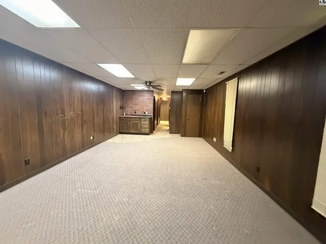 Photo of 901 W 1st Ave, Hutchinson, KS