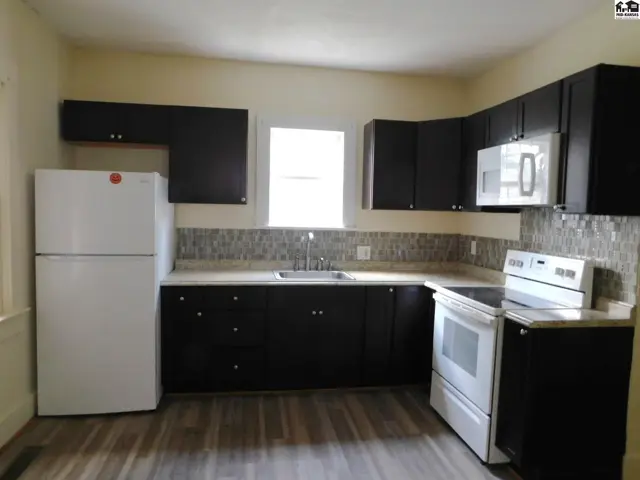 Photo of 612 N Walnut St, Hutchinson, KS