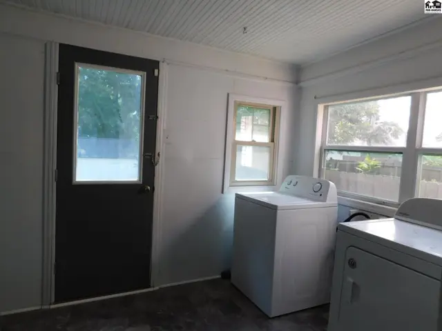 Photo of 612 N Walnut St, Hutchinson, KS