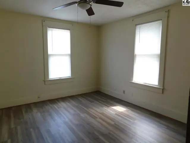 Photo of 612 N Walnut St, Hutchinson, KS