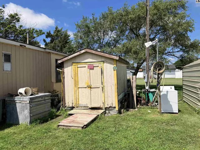Photo of 713 E South Ave, St. John, KS