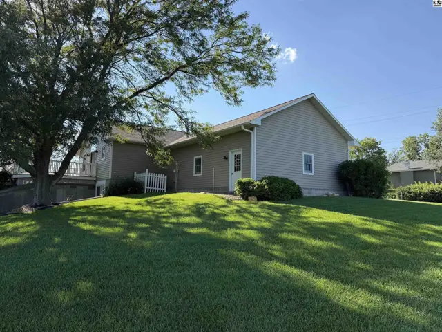 Photo of 622 N Locust St, Mankato, KS